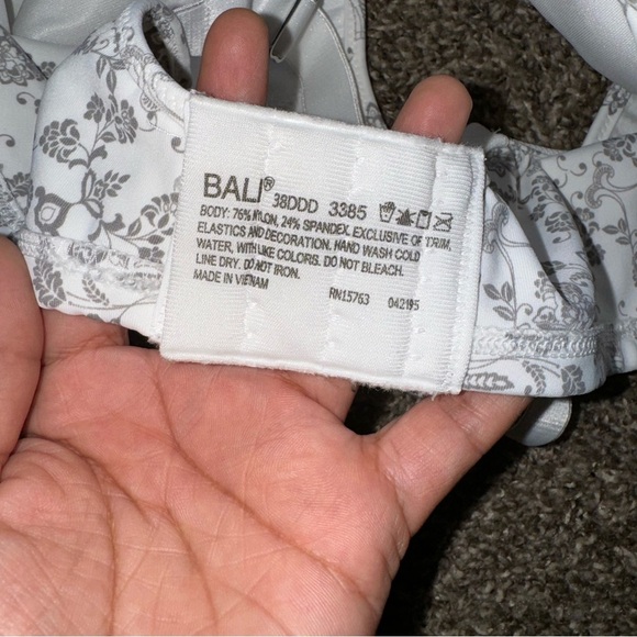 Bali Bra Womens gray Leaf Print Comfort Seamless Underwire size 38DDD - Picture 4 of 5